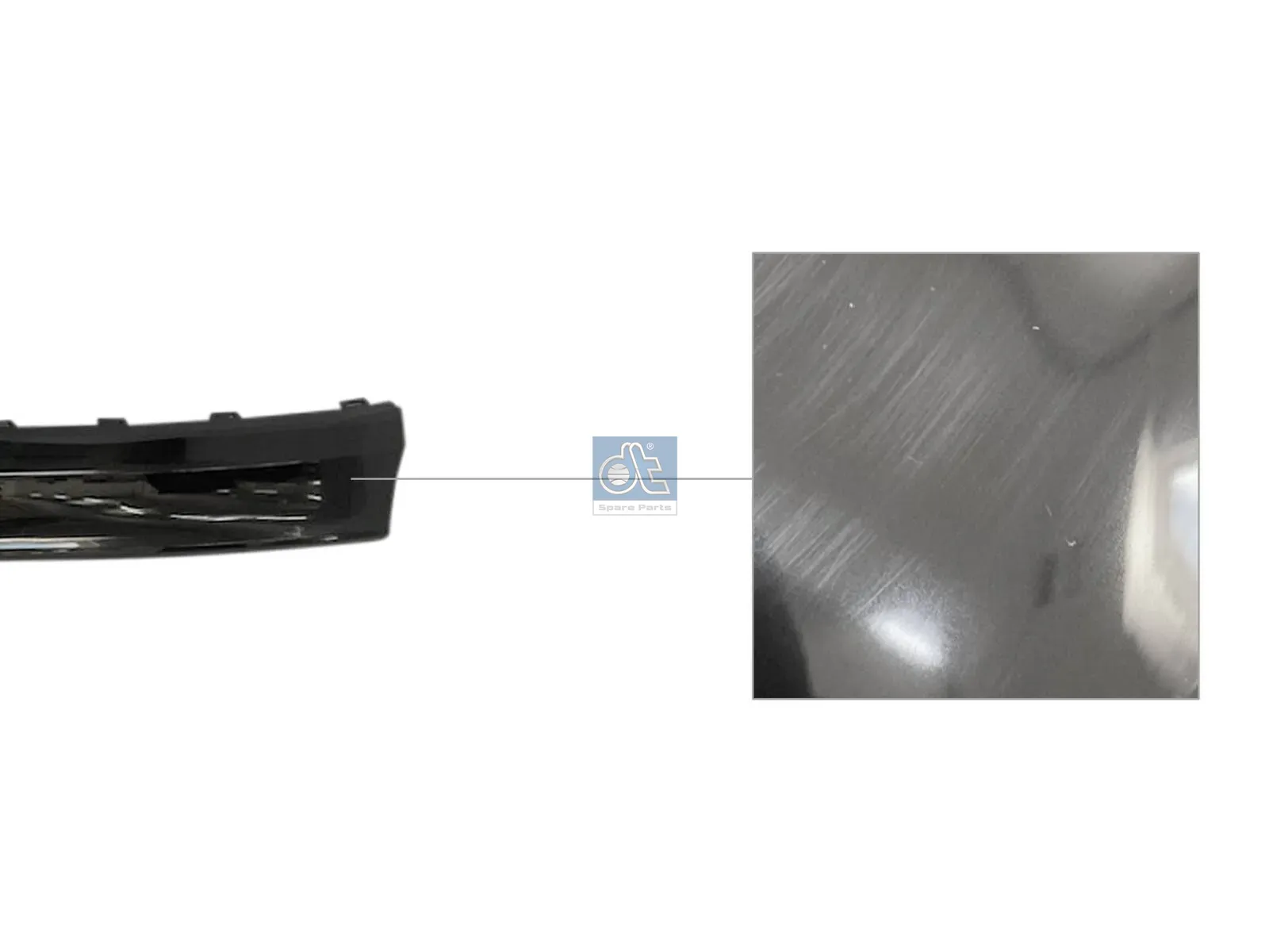 Cover moulding, front grill