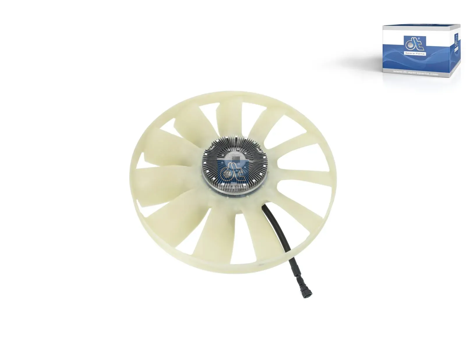 Fan with clutch