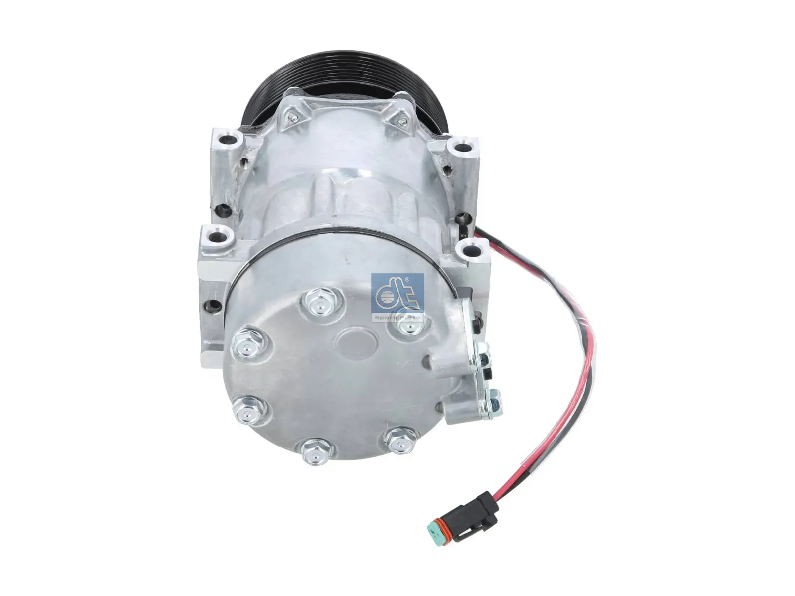 Compressor, air conditioning, oil filled