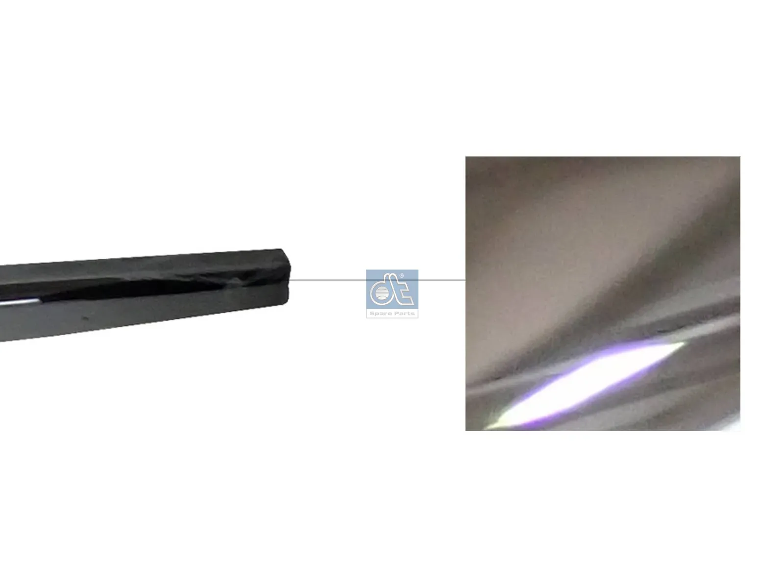 Cover moulding, front grill