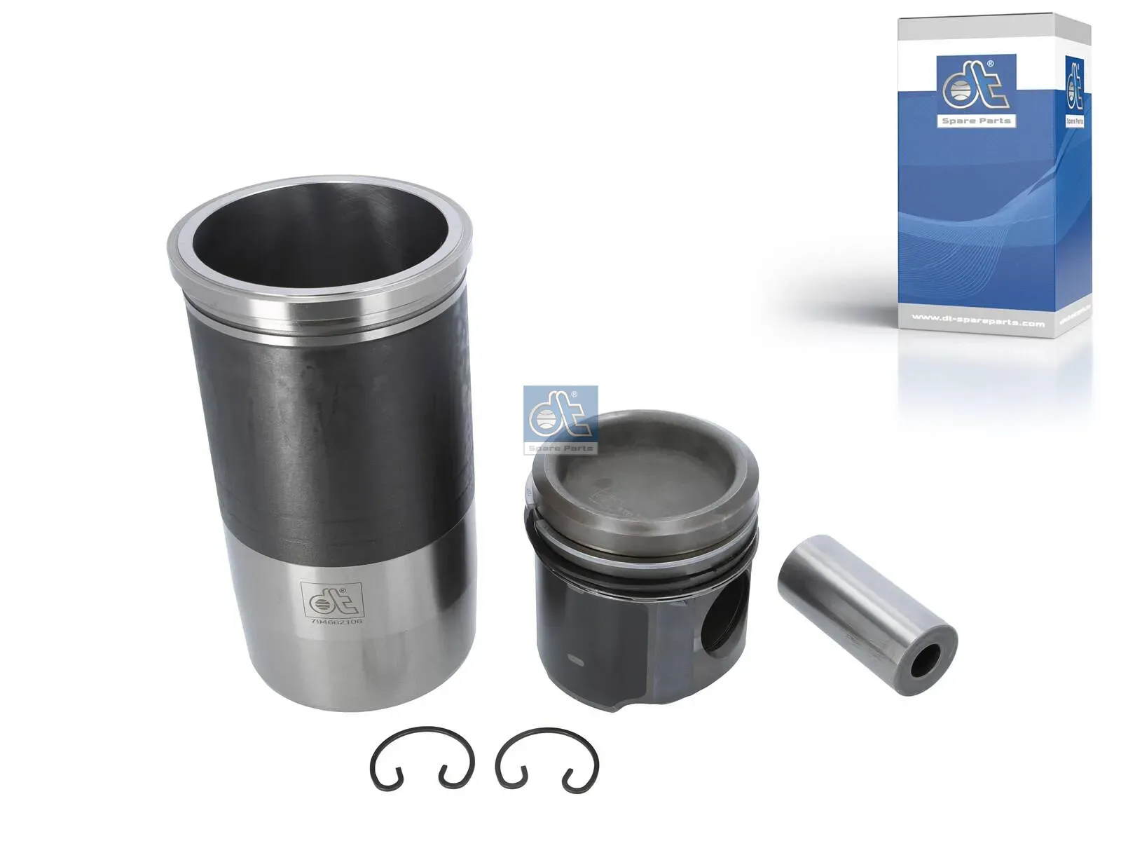 Piston with liner