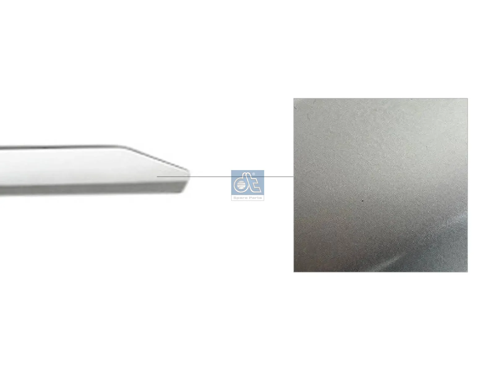 Cover moulding, front grill, upper