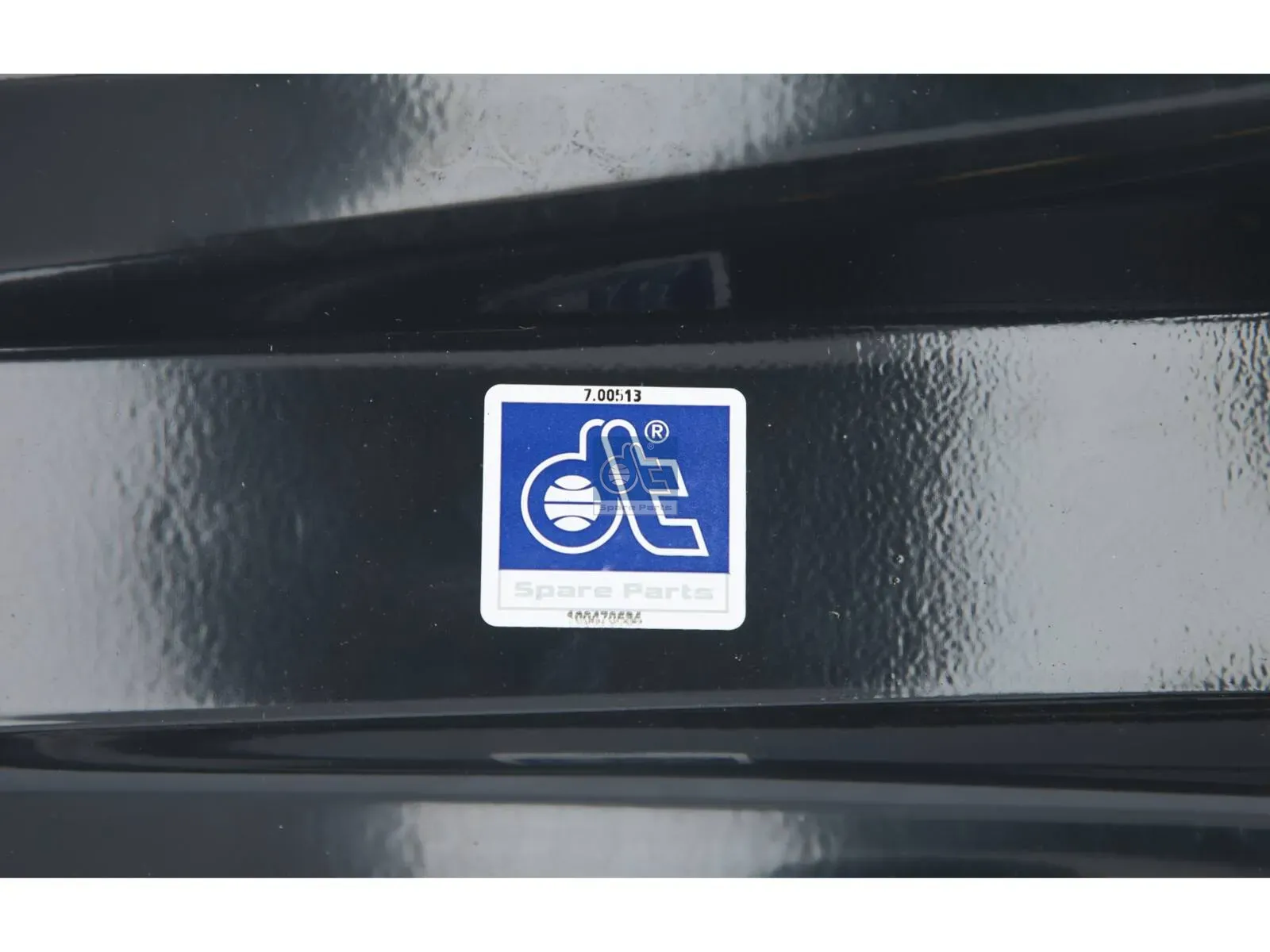 Bumper bracket, left